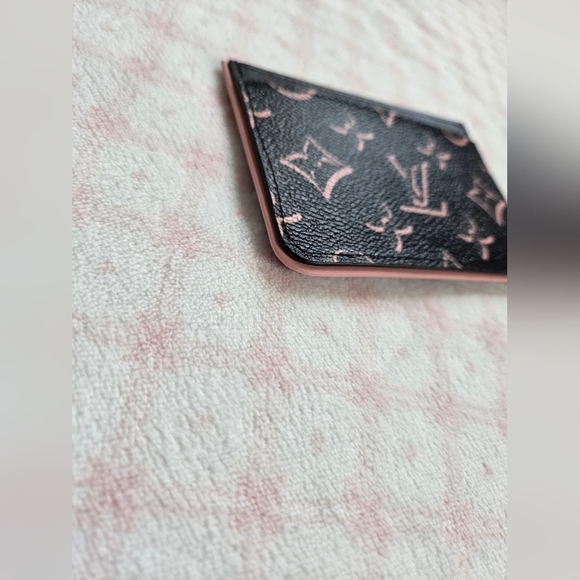 Louis Vuitton Porto Cult Side Up Card Case – Black/Pink Monogram (BNIB) - Picture 3 of 6
